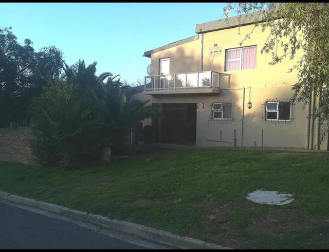 1 BEDROOM PROPERTY TO RENT IN SONSTRAAL
